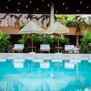 Bakal Residence By Lockey